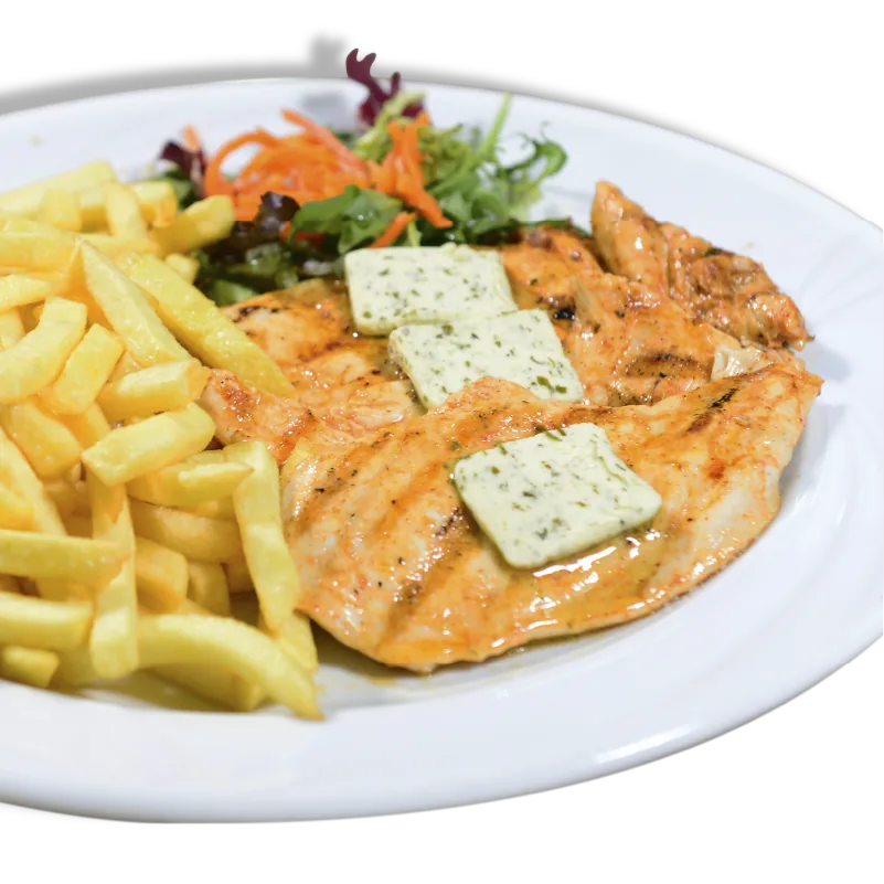 Hähnchenbrustfilet mit Kräuterbutter, Pommes und Salat